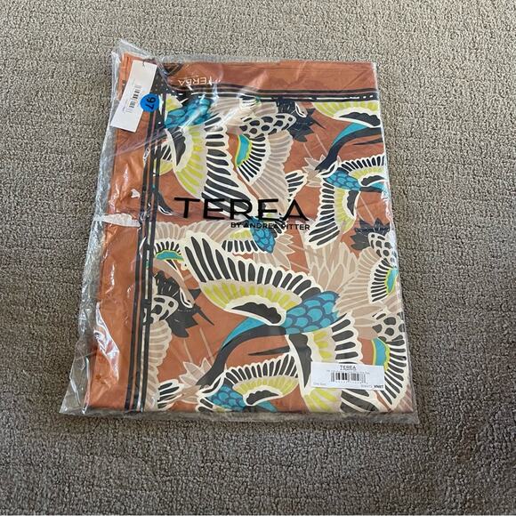 Terea Printed Scarf with Bird Design - Picture 2 of 5